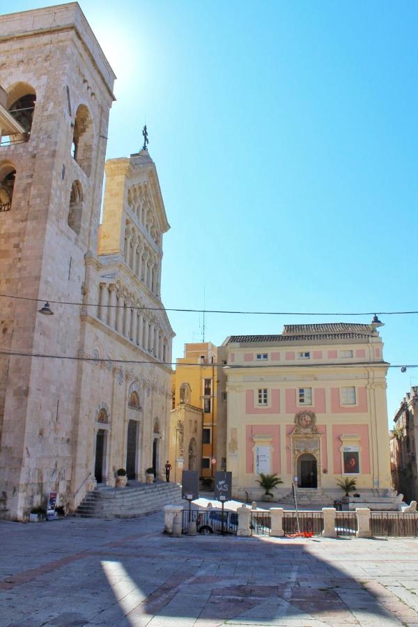 Elicriso Suites Yenne Cagliari Bagian luar foto